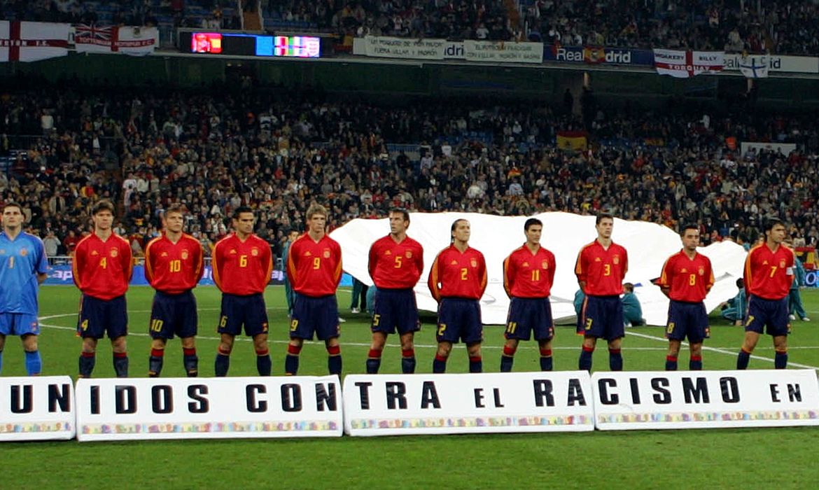 2004 11 17t000000z 212728140 rp5drhxyhmac rtrmadp 3 sport soccer spain racism