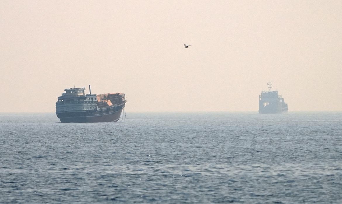 2026 07 10t212040z 1 lynxmpem6919v rtroptp 4 iran crisis shipping