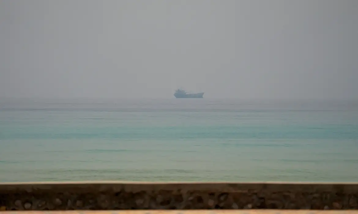 2026 07 11t151343z 1 lynxmpem6a09f rtroptp 4 iran crisis oman hormuz