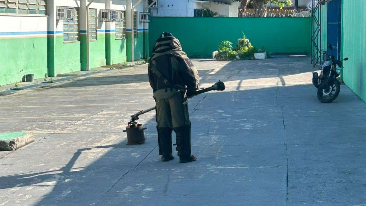 artefato explosivo e encontrado em escola na zona leste de manaus e desativado pela pm foto divulgacao pmam