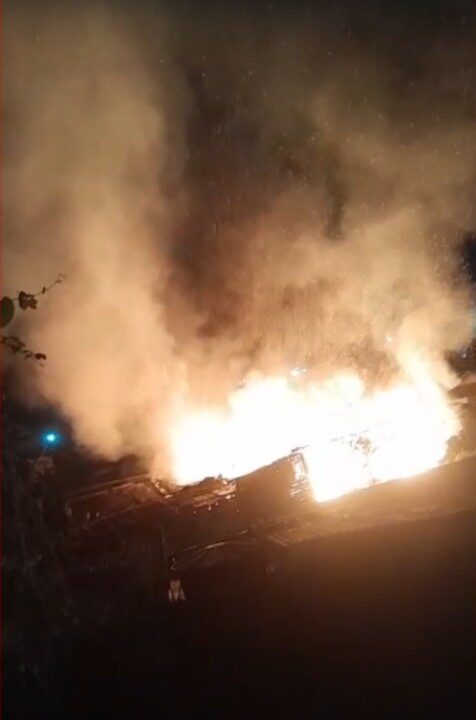 incendio destroi duas casas e atinge outros dois imoveis no amazonas foto reproducao redes sociais e1786623306950
