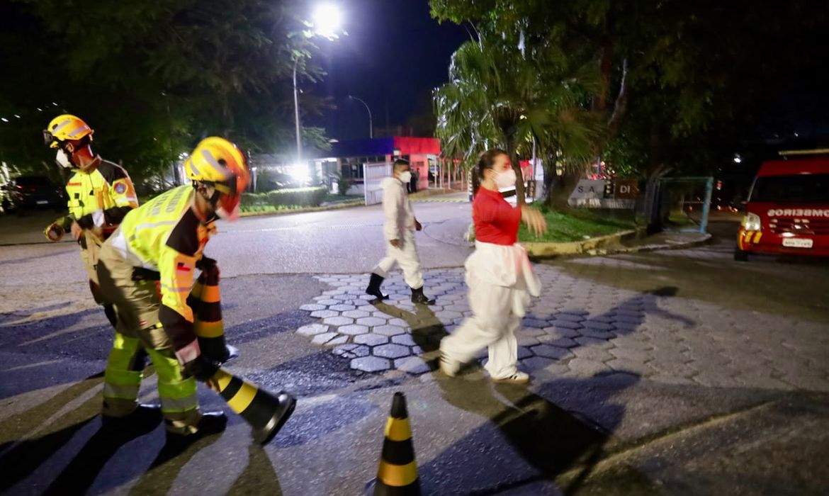 prefeito renato junior instaura gabinete de crise e coloca manaus em estado de alerta apos vazamento de gas no distrito industrial 2