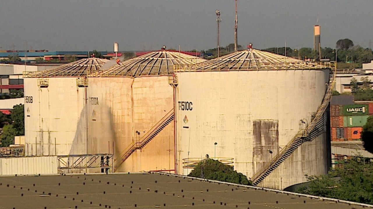 vazamento de gas toxico em manaus bombeiros seguem resfriando tanques apos 41 horas foto reproducao rede amazonica 3
