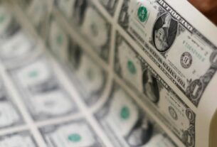05102020dolar1380