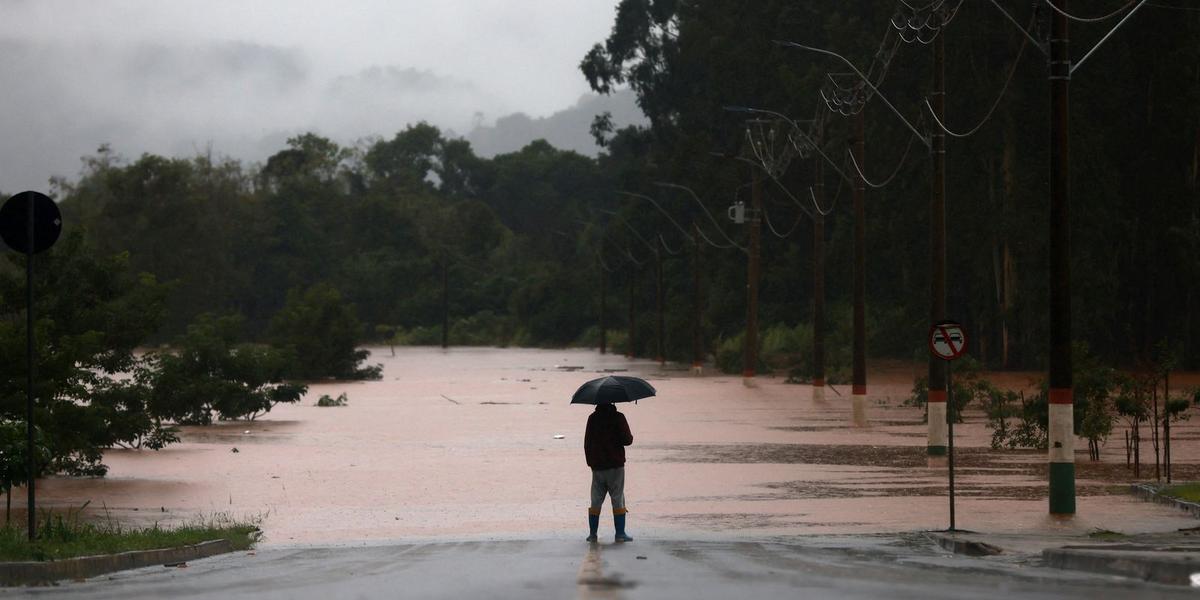 2024 05 01t200751z 439897976 rc2rh7a67r1l rtrmadp 3 brazil rains