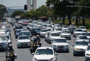 984485 taxistas20uber 9500