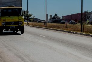 caminhoes transporte de cargas0106219037