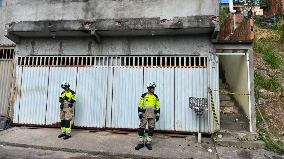 casa onde ocorreu o incendio que matou duas criancas no bairro parque sao pedro na zona oeste de manaus foto lucas macedo g1 am