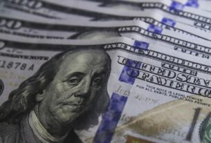 dolar moeda 0803221211