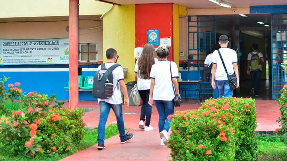 escola estadual augusto carneiro foto arquivo