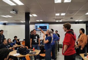 foto 4 faculdade inovadora sala de aula