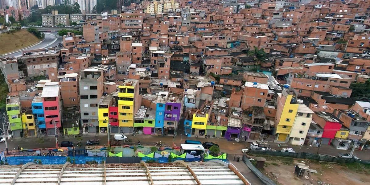 Oxfam aponta como a concentração de riqueza sequestra a democracia brasileira 1 g10 favelas em paraisopolis e1669065812180 1