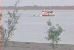 imagem mostra aviao sendo rebocado apos cair em rio no amazonas foto reproducao redes sociais e1786622427725