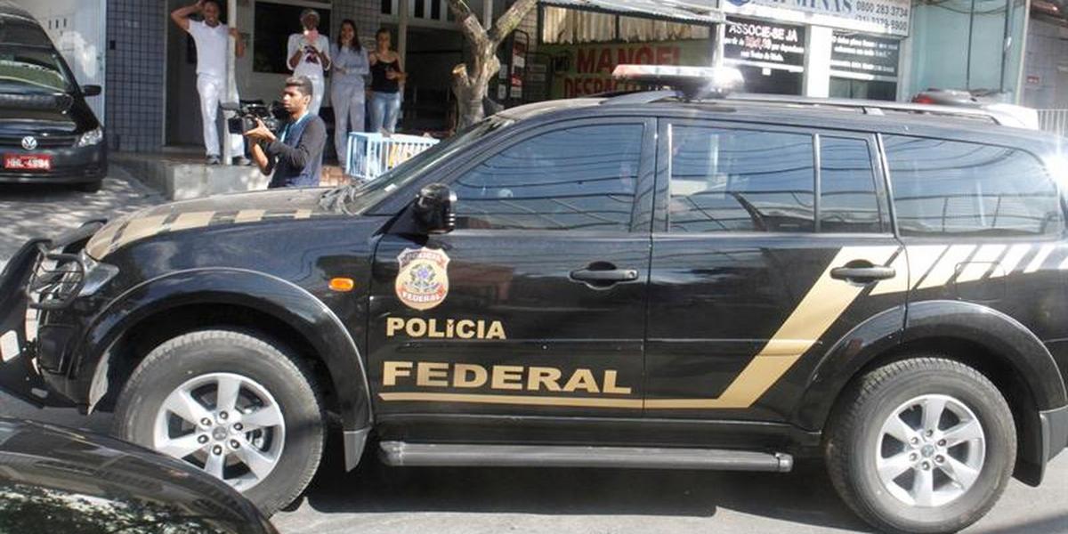 policia federal andrea neves