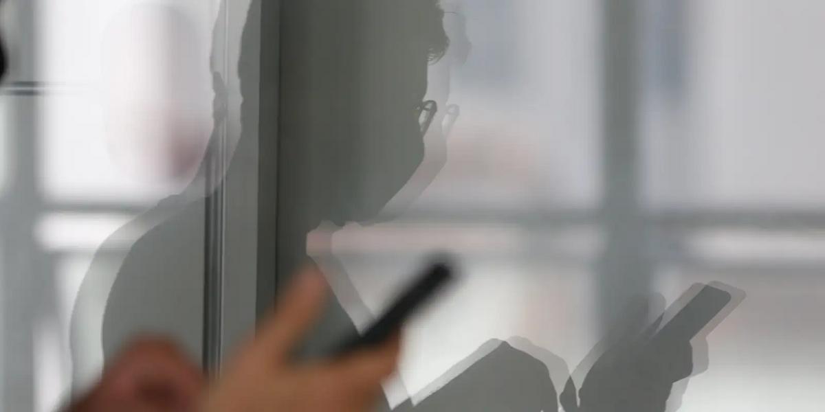 uso de smartphone e celular050720211241