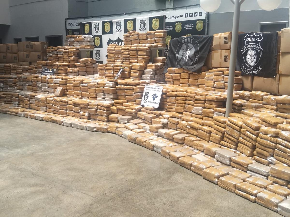 apreensao de 2 5t de skunk em manaus
