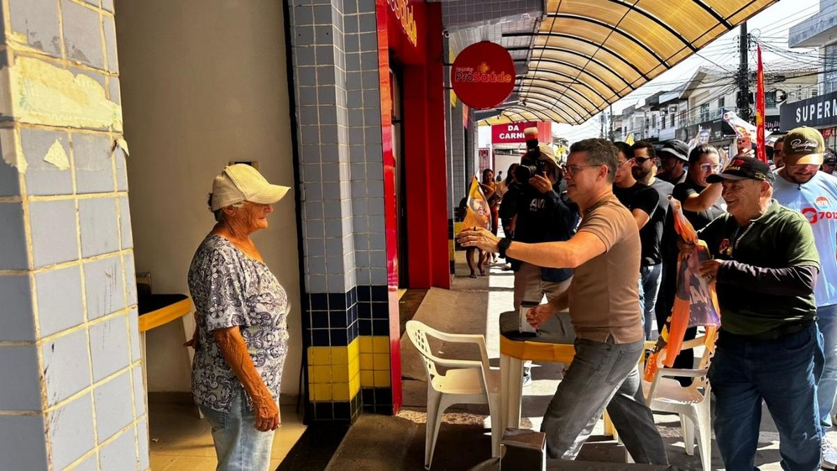 david almeida participa de caminhada em manaus e apresenta propostas para pequenos negocios foto jadson lima g1 am